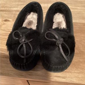 Ugh Dakota Double Bow Slipper Size 7
